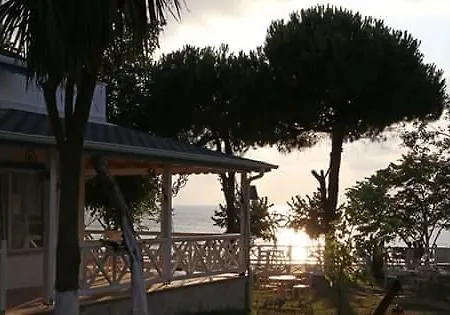 Ξενοδοχείο με διαμερίσματα Ziya Bey Sahil Evleri Cebeci