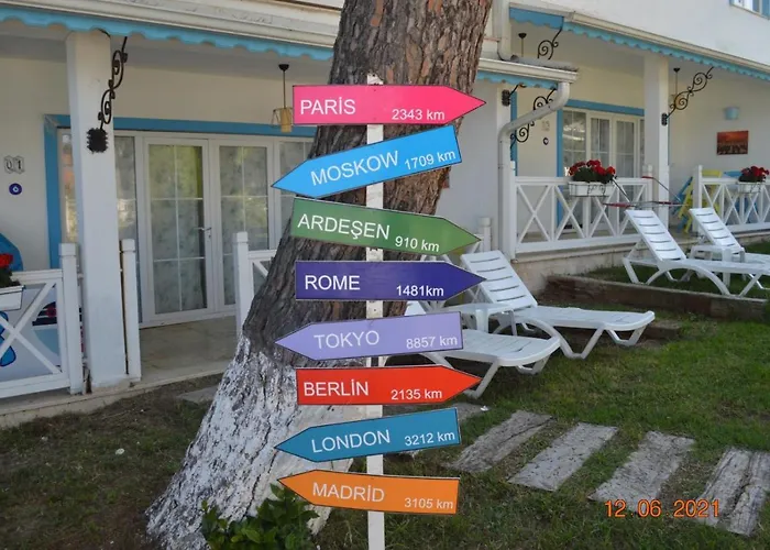 Ziya Bey Sahil Evleri Aparthotel